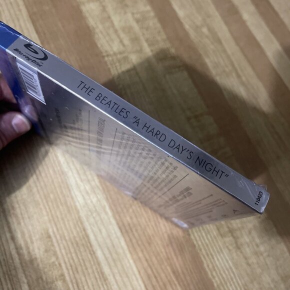 A Hard Days Night (Blu-ray Disc, 2009, Canadian) Collectors Edition Sealed! - Picture 5 of 9